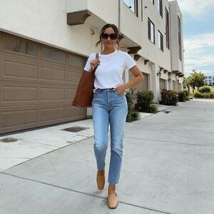 NWT EVERLANE the 90s cheeky Jean size 26 blue